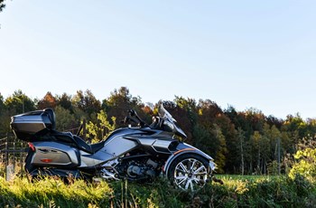 Can-Am Spyder F3 Limited 2017 - Bild 10